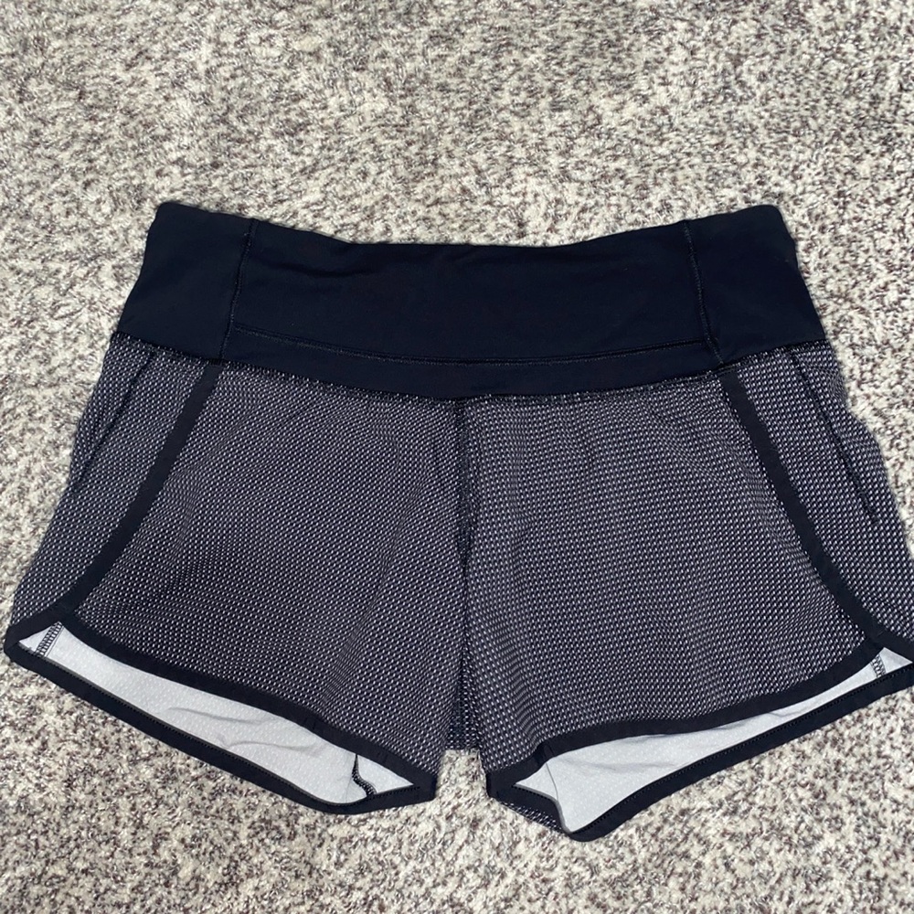 Lululemon size 2 shorts 2.5" inseam